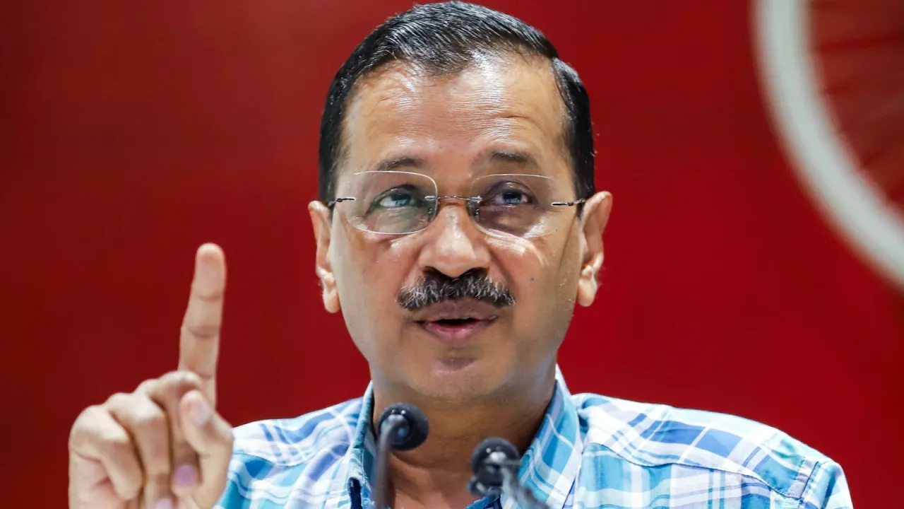  ଜେଲ୍ ଫେରିବେ ନା ବଢିବ ଜାମିନ୍ ଅବଧି: ନିୟମିତ ଏବଂ ସ୍ୱାସ୍ଥ୍ୟଗତ କାରଣ ଦର୍ଶାଇ ୭ ଦିନ ପାଇଁ ଅନ୍ତରୀଣ ଜାମିନ ବୃଦ୍ଧି କରିବାକୁ ଆବେଦନ କରିଛନ୍ତି ଦିଲ୍ଲୀ ମୁଖ୍ୟମନ୍ତ୍ରୀ