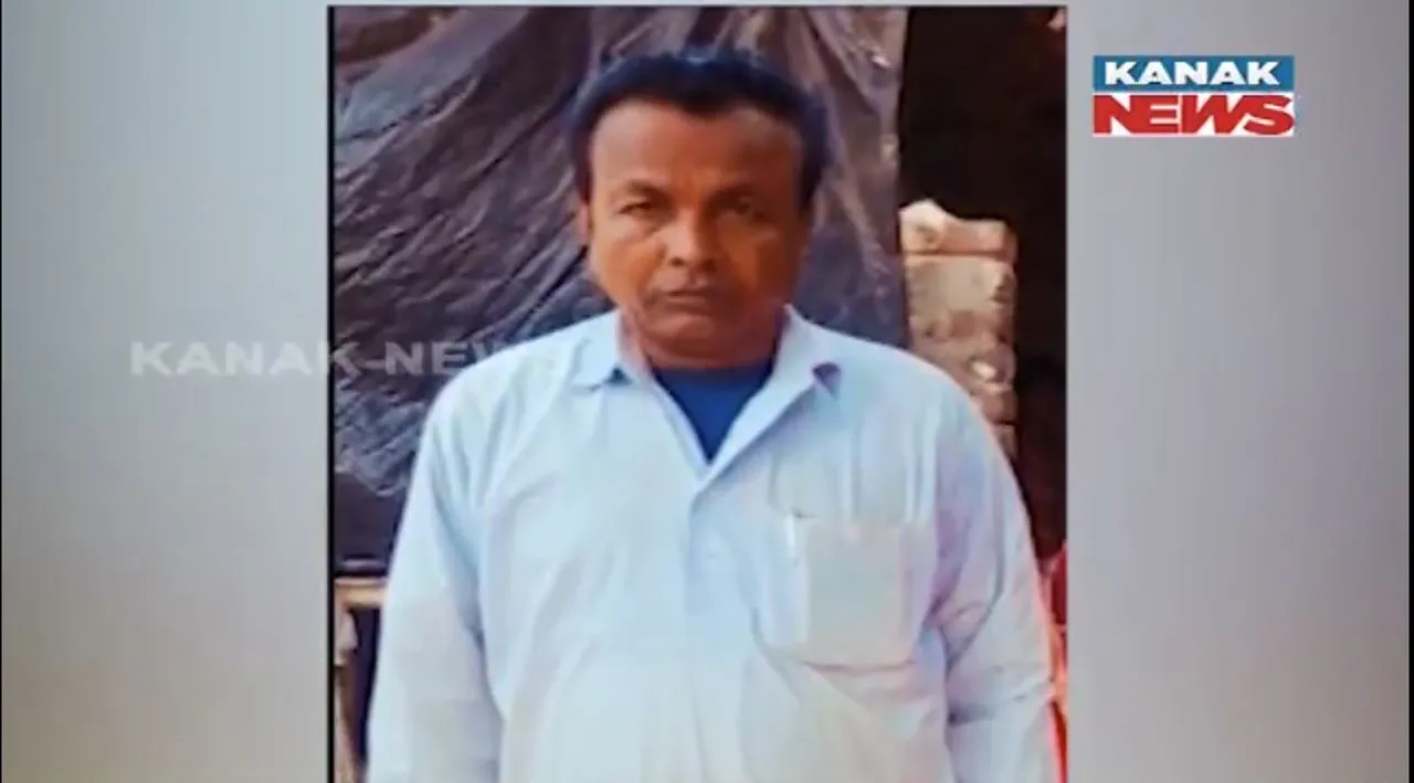  ଫେରିଲାନି ରୋଜଗାରିଆ ପୁଅ। ଅଧାରାସ୍ତାରେ ଚାଲିଗଲା ଜୀବନ ଜଳେଶ୍ୱର ଅଲାଲବିନ୍ଧା ଗାଁର ଗଗନ କାମିଳାଙ୍କୁ ହରାଇ ଗାଁରେ ଶୋକାକୁଳ ପରିବେଶ
