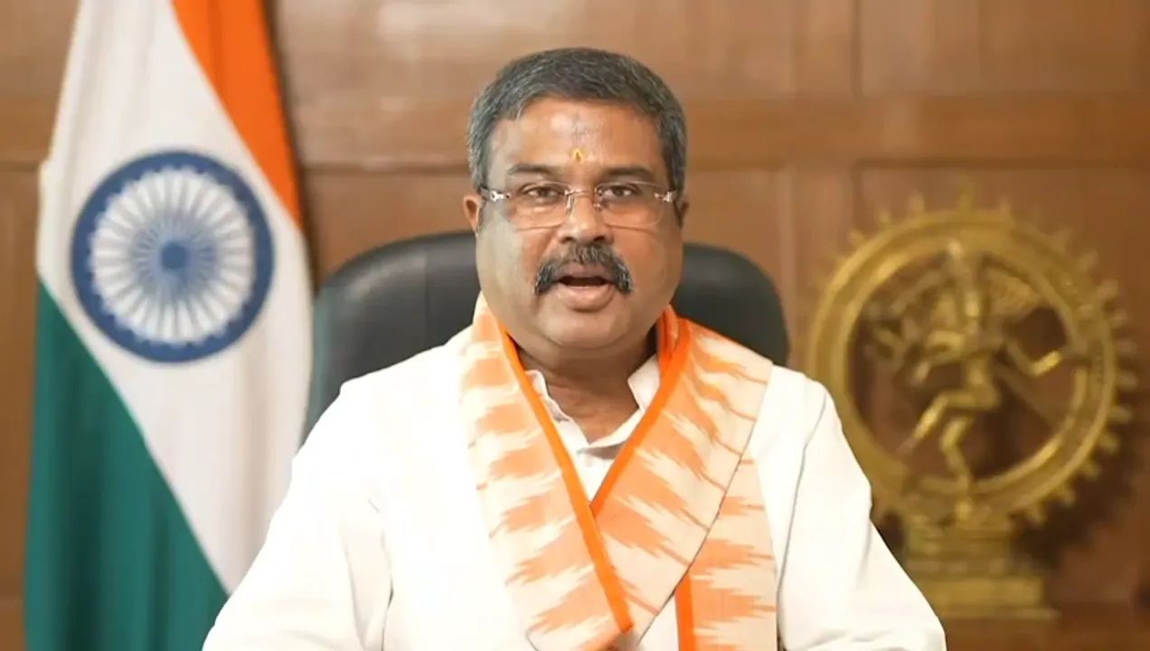  ‘ଶୀତଳଷଷ୍ଠୀ’ର ଶୁଭେଚ୍ଛା ଜଣାଇଲେ କେନ୍ଦ୍ରମନ୍ତ୍ରୀ ଧର୍ମେନ୍ଦ୍ର ପ୍ରଧାନ । କହିଲେ, ‘ଶୀତଳଷଷ୍ଠୀ’ ହେଉଛି ଓଡ଼ିଶାର ଅନନ୍ୟ ସାଂସ୍କୃତିକ ଐତିହ୍ୟର ଭବ୍ୟ ସ୍ୱରୂପ ।
