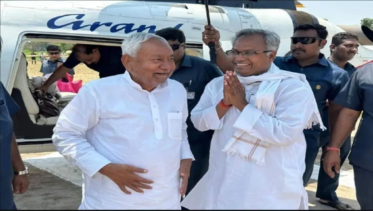  ନୀତୀଶ ରାଜନୈତିକ ଉତ୍ତରାଧିକାରୀ ହେବେ କି ମନୀଷ ବର୍ମା । ଜେଡିୟୁରେ ଯୋଗଦେବା ପରେ ବଢିଲା ଚର୍ଚ୍ଚା