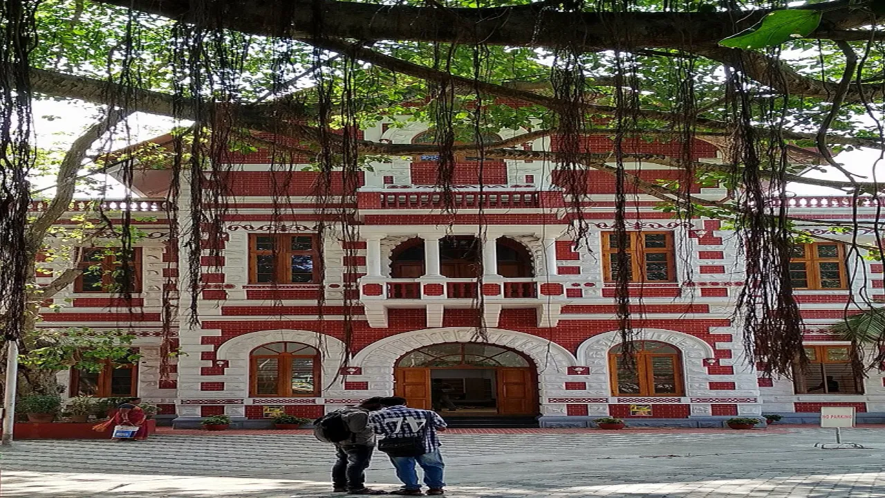 Most  famous libraries in India