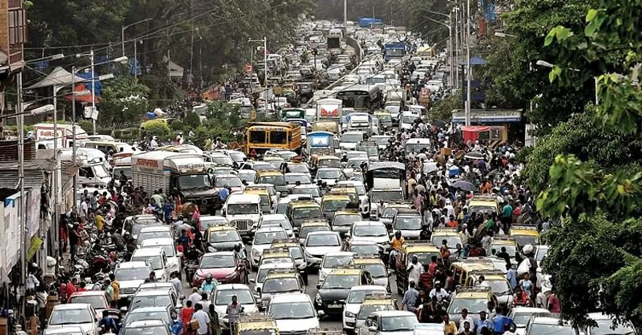 Mumbai Police to start a colour code system to identify and allow only essential service providers in the city