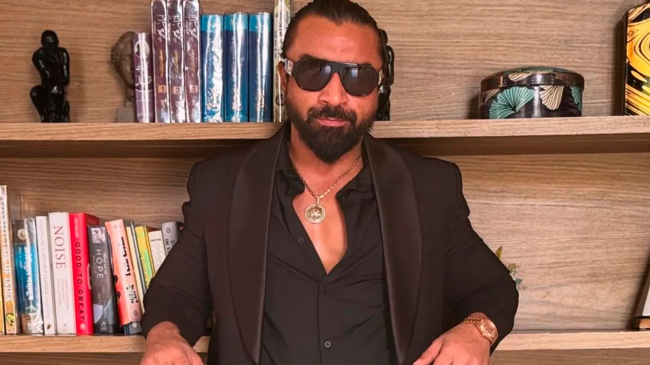 Ajaz Khan