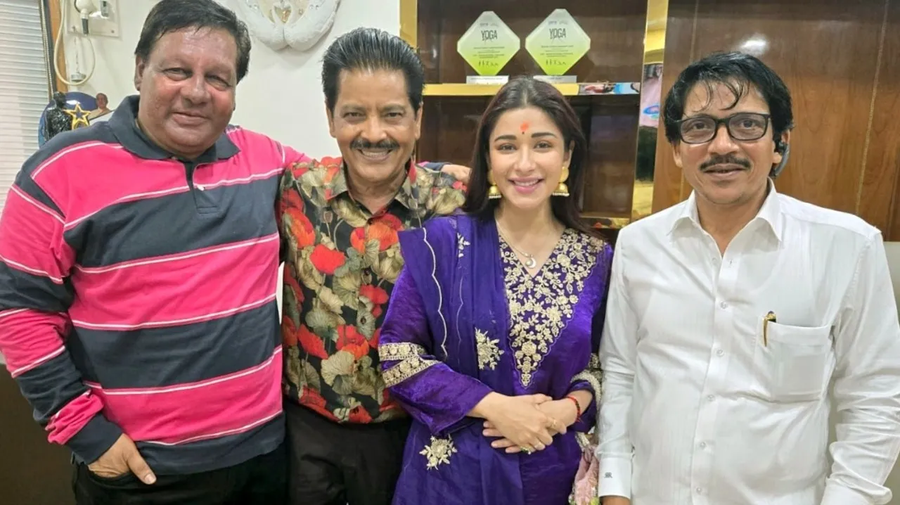 Udit Narayan Nyra Banerjee Ronnie Rodrigues