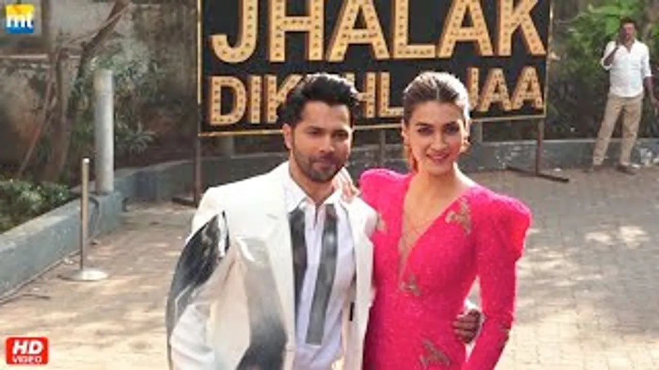 Bhediya Varun Dhawan With Kriti Sanon On Jhalak Dikhhla Jaa Sets For Movie Promotion