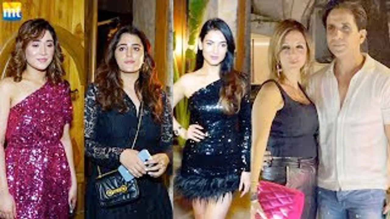 Lovers Sussanne Khan-Arslan Goni, Nupur Sanon-Stebin Ben, Sonal Chauhan And Shivangi Joshi At A Birthday Party