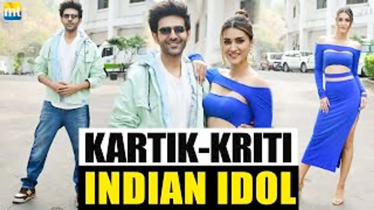 Kartik Aaryan with Grogeous Blue Kriti Sanon in High Slit give Shehzada Poses at Indian Idol Sets