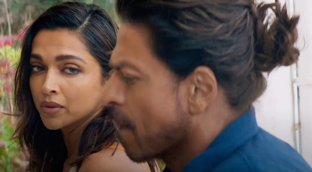 'Pathaan' Inching Towards Huge 1000 Crore Worldwide Total; Breaches 900 Crore in 19 Days —