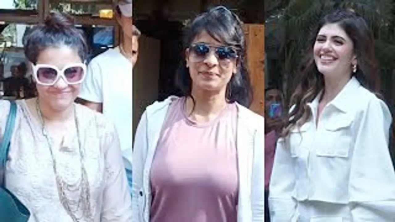 Sisters Goal Kajol & Tanishaa Mukerji leave Restaurant back to back, Sanjana Sanghi at Salon
