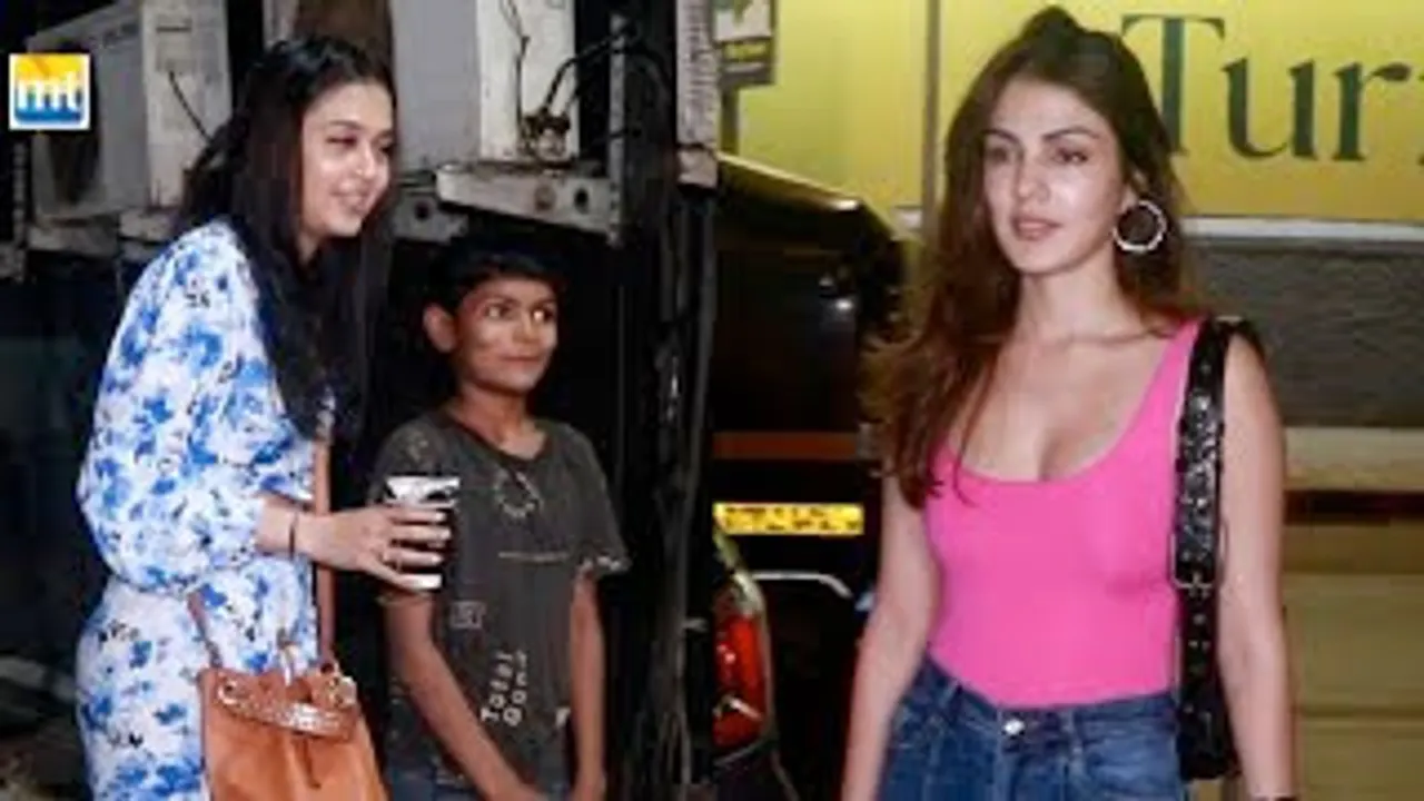 Tejasswi Prakash takes selfies with Poor Kid, Rhea Chakraborty looks Gorgeous in Pink Top, Vidya Balan With Hubby Siddharth Roy Kapur On Dinner Date