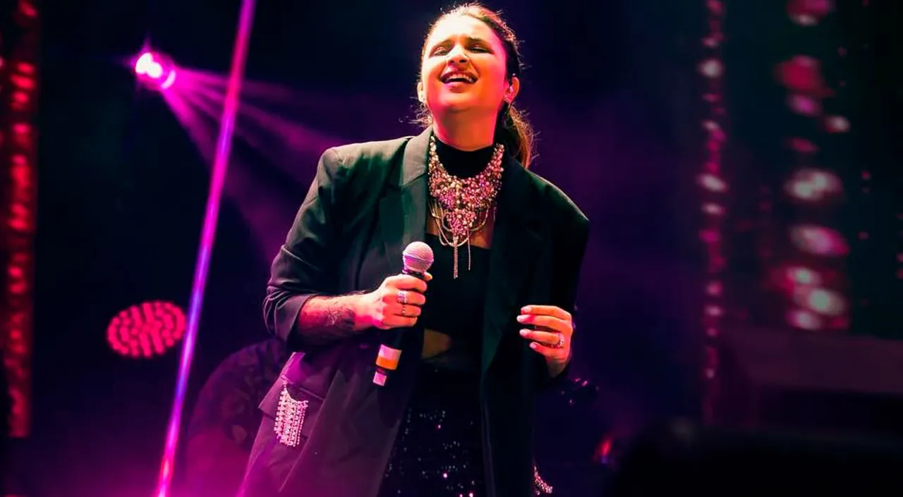 Parineeti Chopra Gets Teary-Eyed After Her First Live Performance In Mumbai Festival 2024