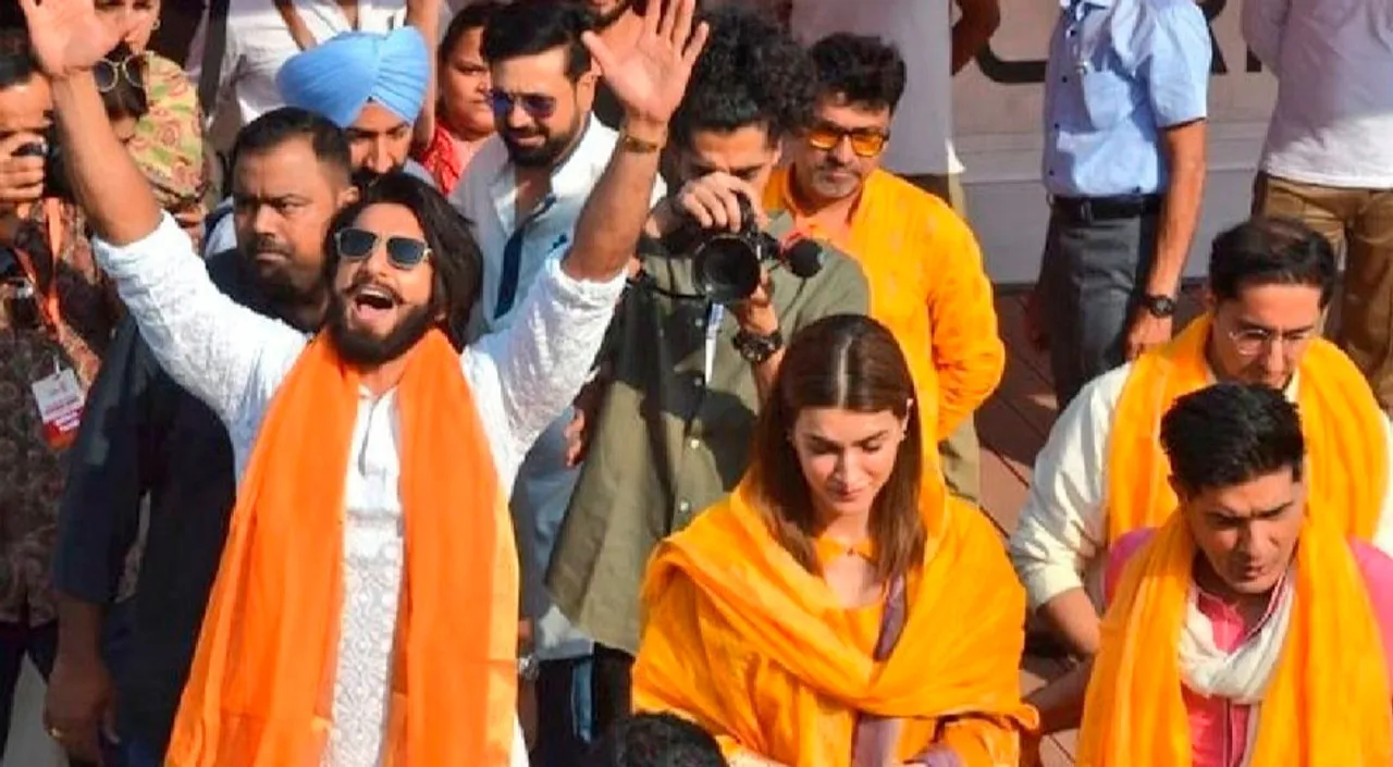 "PM Narendra Modi Has Absolutely Changed Kashi" - Ranveer Singh Heaps Praises On PM