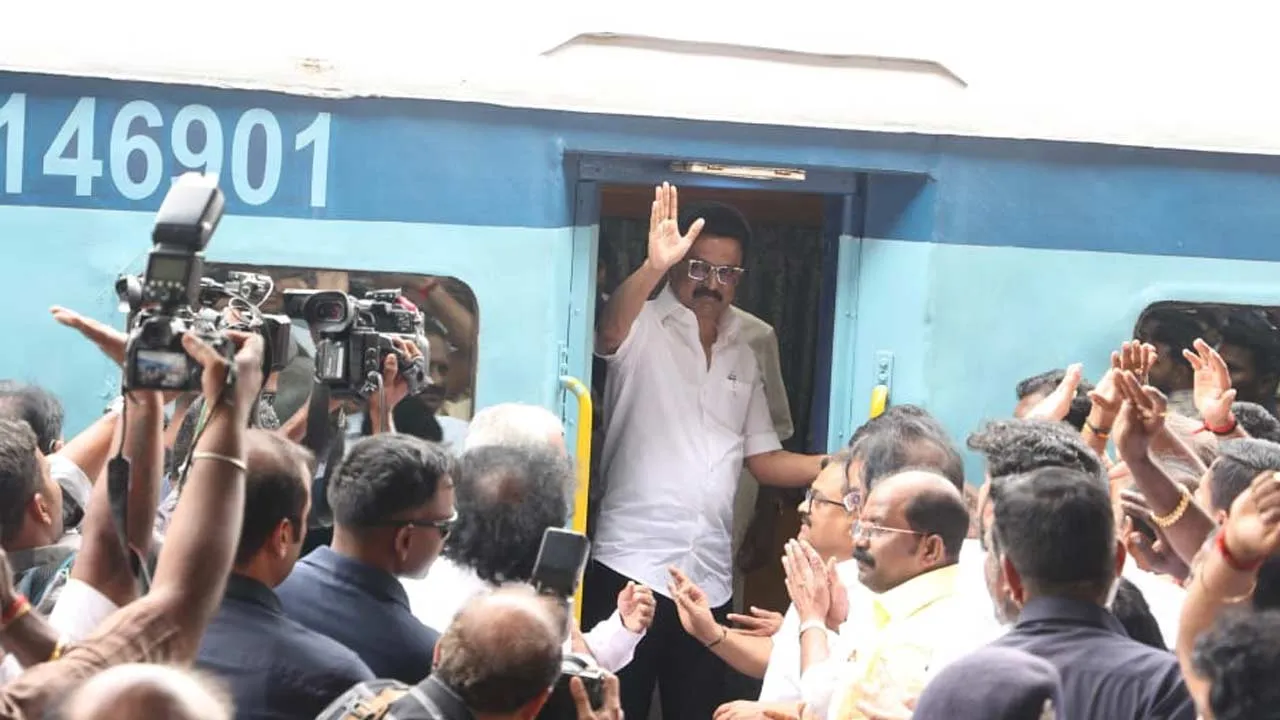  Chief Minister mk stalin train journey 