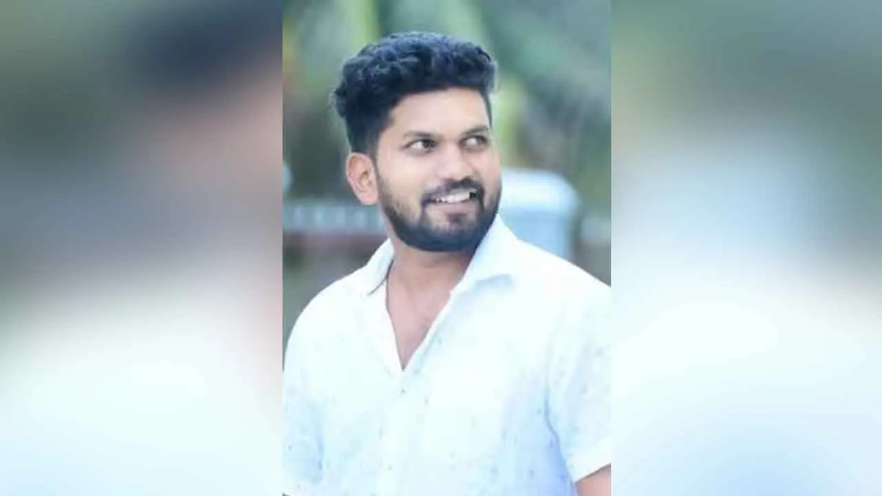  Woman massacre for forced have relation by Facebook person karnataka 
