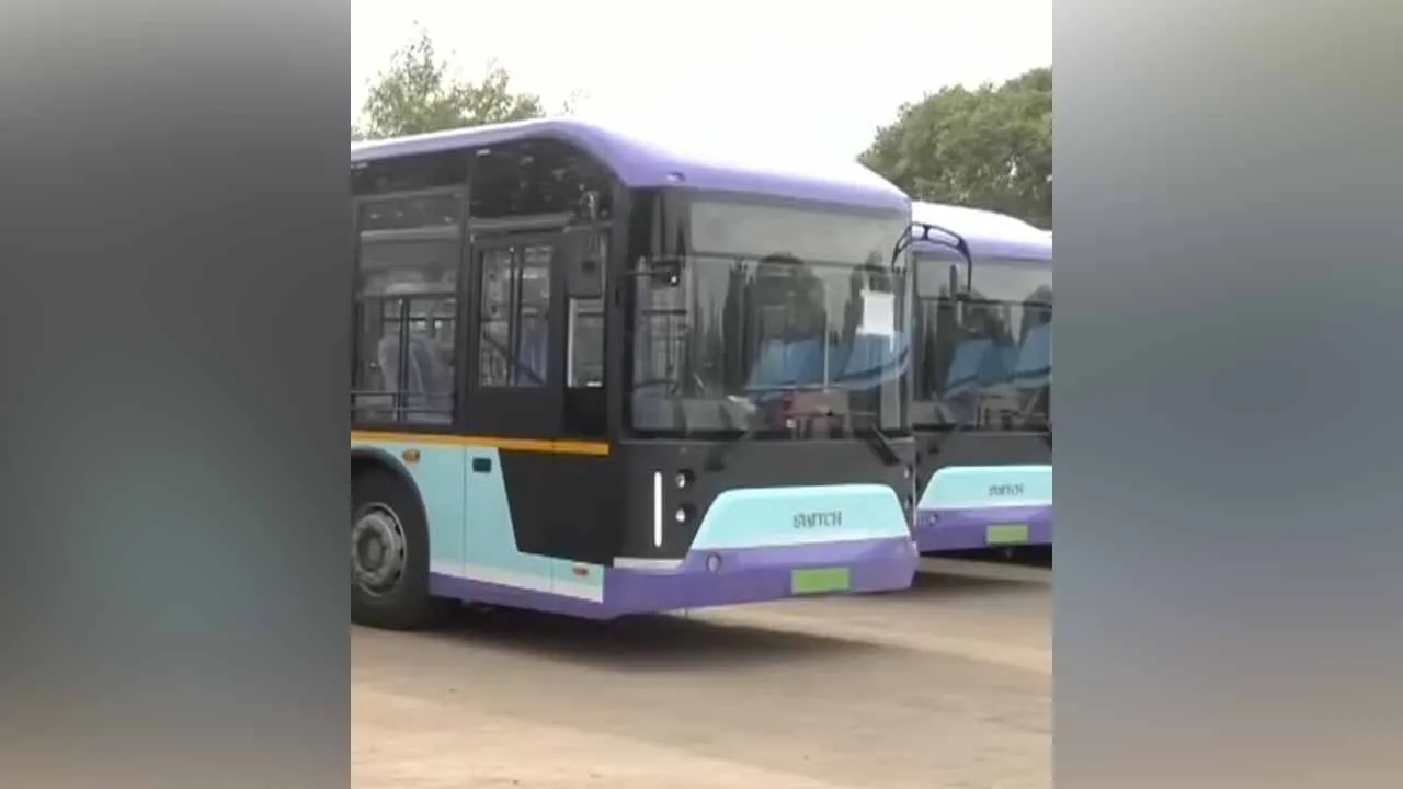  சென்னையில் மின்சார பேருந்துகள்; முதல்வர் தொடங்கி வைக்கிறார்!