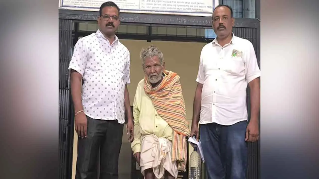  Police arrest 72 years old man who massacre his wife after 23 years karnataka 