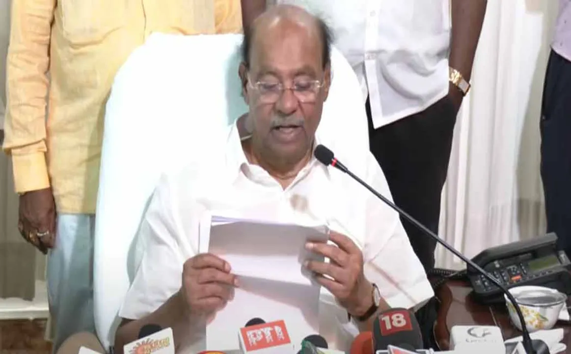  'Don't answer anyone unnecessarily' - Ramadoss instructs Photograph: (pmk) 