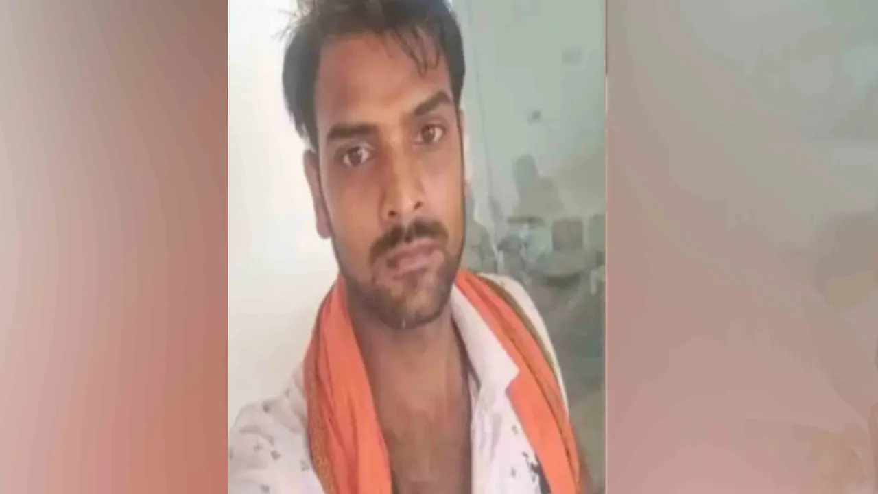  police brutally hit  tempo driver in bihar 