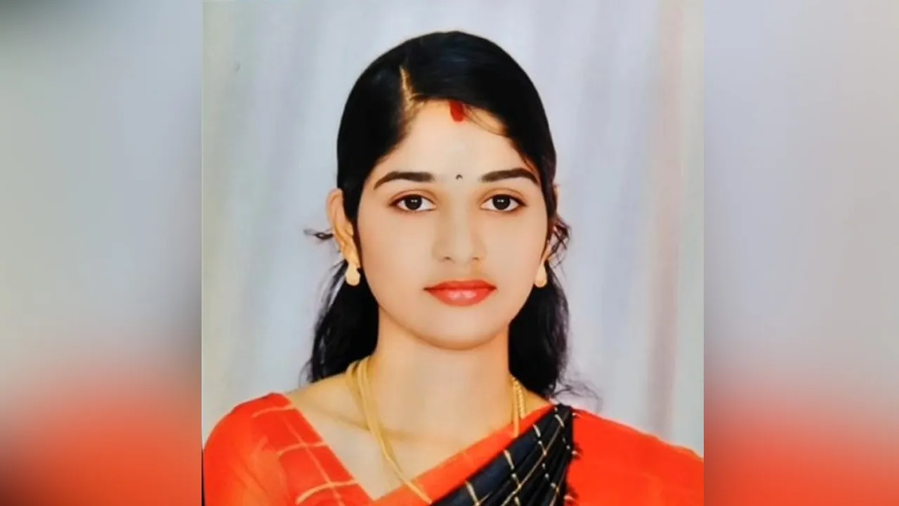  விசிக பெண் கவுன்சிலர் கோமதி 