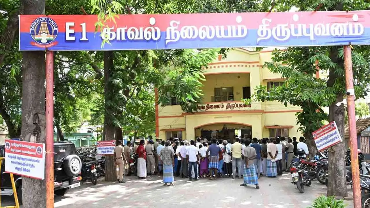  Fourth day of interrogation - Nikita, DSP present? Photograph: (police) 