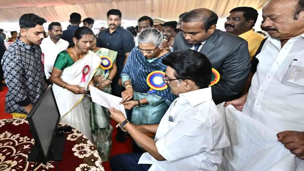 “உங்களுடன் ஸ்டாலின்” என்ற திட்டத்தை முதல்வர் தொடங்கி வைத்தார்!