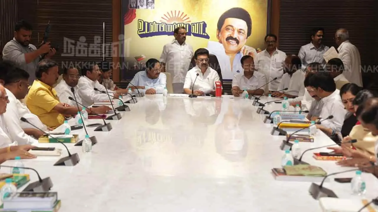  DMK MPs consultative meeting Photograph: (Stalin) 