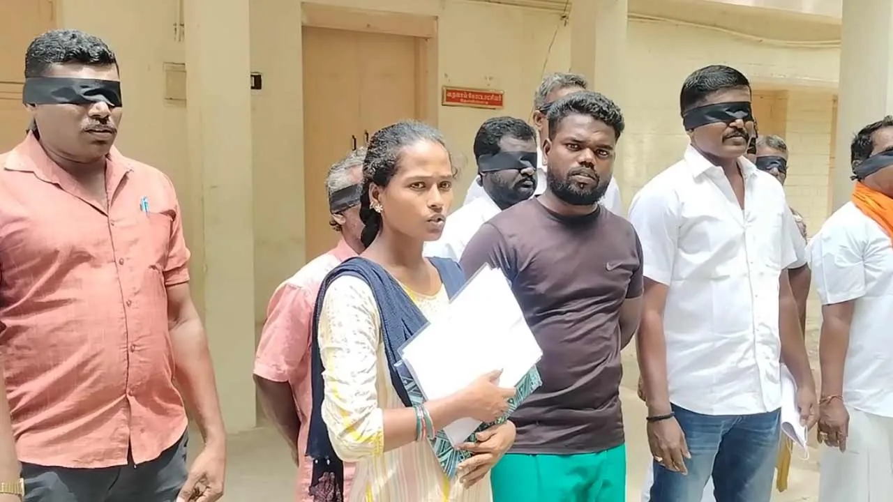  உனக்கு வெட்கமா இல்லையா? - சாதி மறுப்பு திருமணம் செய்த இளம்பெண்ணை திட்டிய தாசில்தார்!