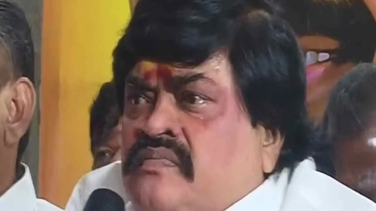  Rajendra Balaji says They are targeting me with breaks down in tears 