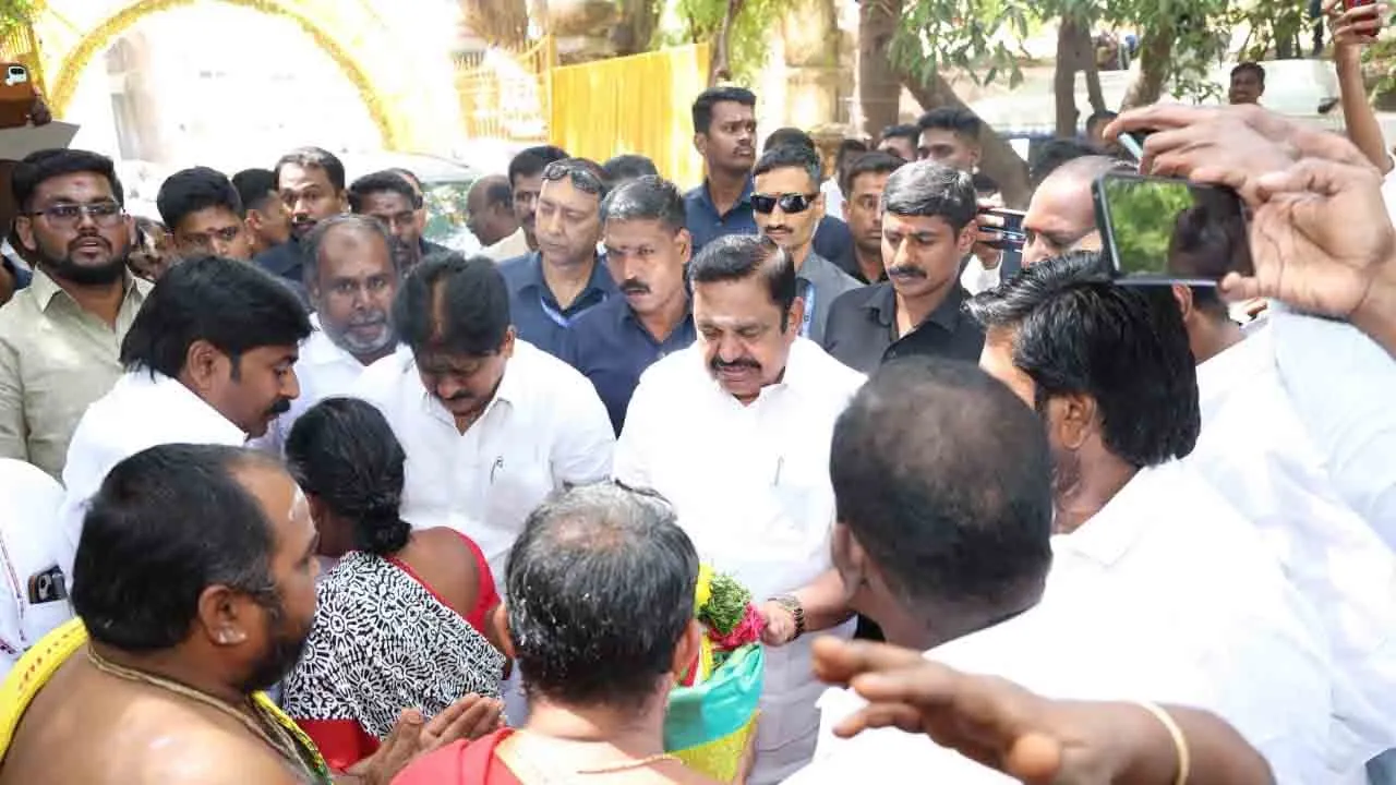 “மீனவர்கள் நலனுக்காக மத்திய அரசிடம் பேசுவேன்” – ராமநாதபுரத்தில் எடப்பாடி பழனிசாமி!