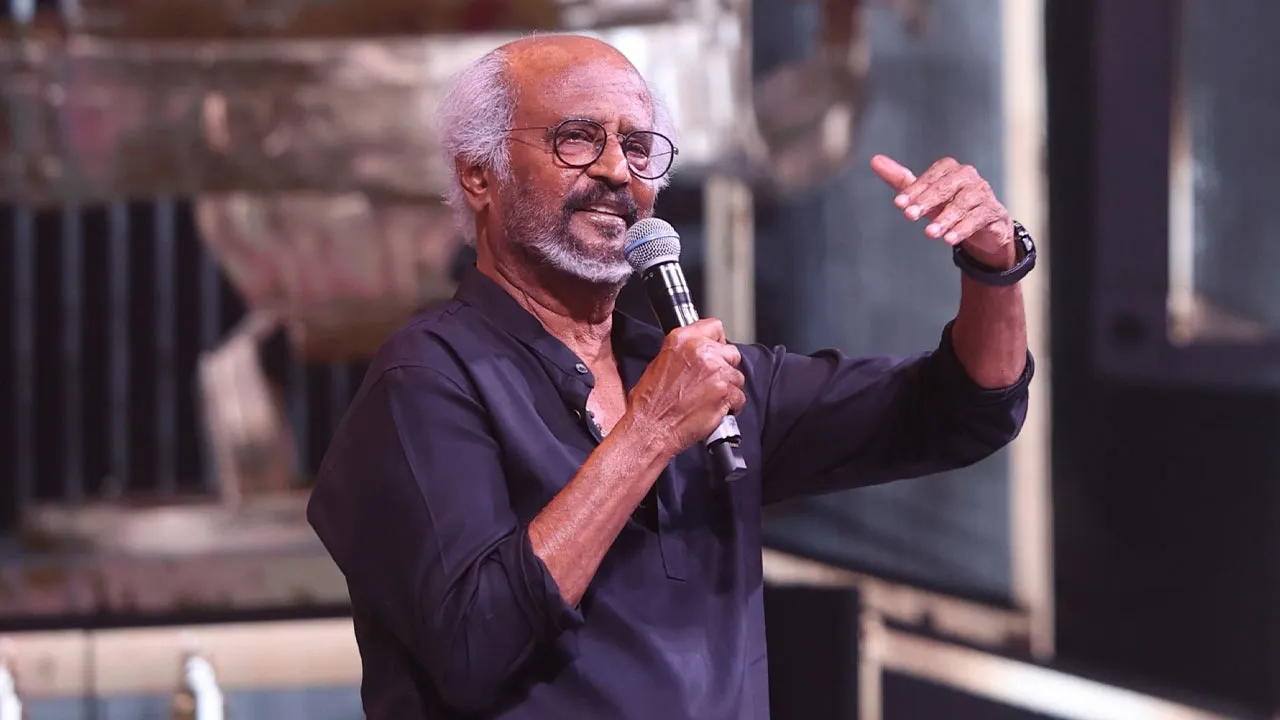  “நான் 1950 மாடல், லட்சம் கிலோ மீட்டர் ஓடி இருக்கேன்...” - ரஜினி பேச்சு