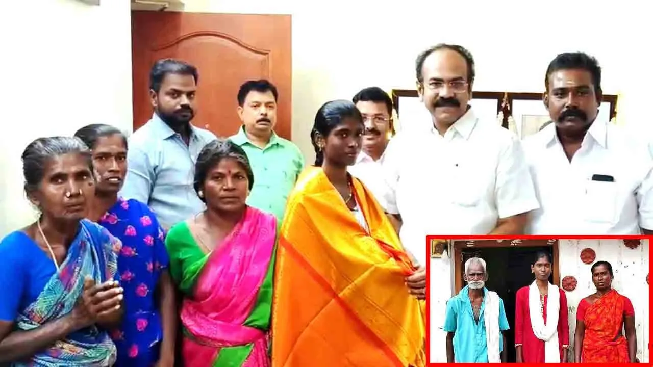  வறுமையிலும் விடாமுயற்சி; மருத்துவ மாணவியைப் பாராட்டிய அமைச்சர் தங்கம் தென்னரசு!