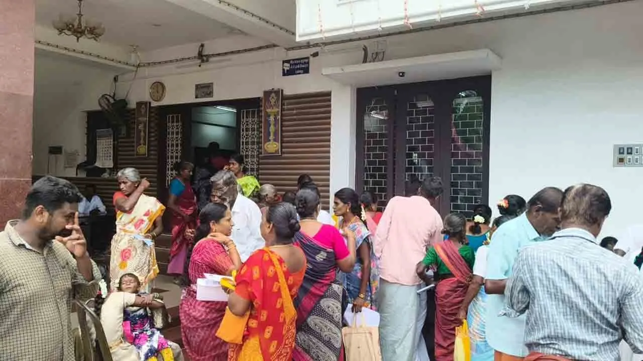  ‘உங்களுடன் ஸ்டாலின்’ முகாமிற்கு ஒத்துழைக்காத திமுக நிர்வாகிகள்;  பொதுமக்கள் விரக்தி!
