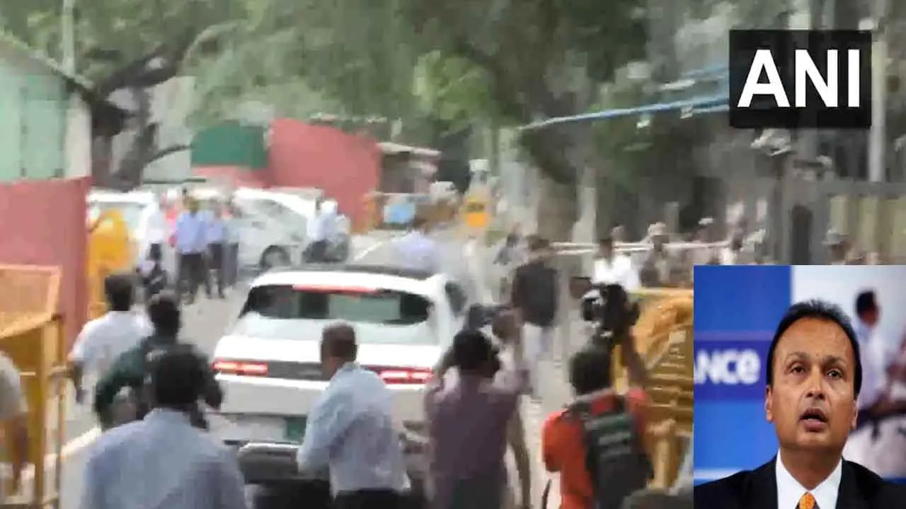  சம்மன் அனுப்பிய அமலாக்கத்துறை; நேரில் ஆஜரான அனில் அம்பானி!