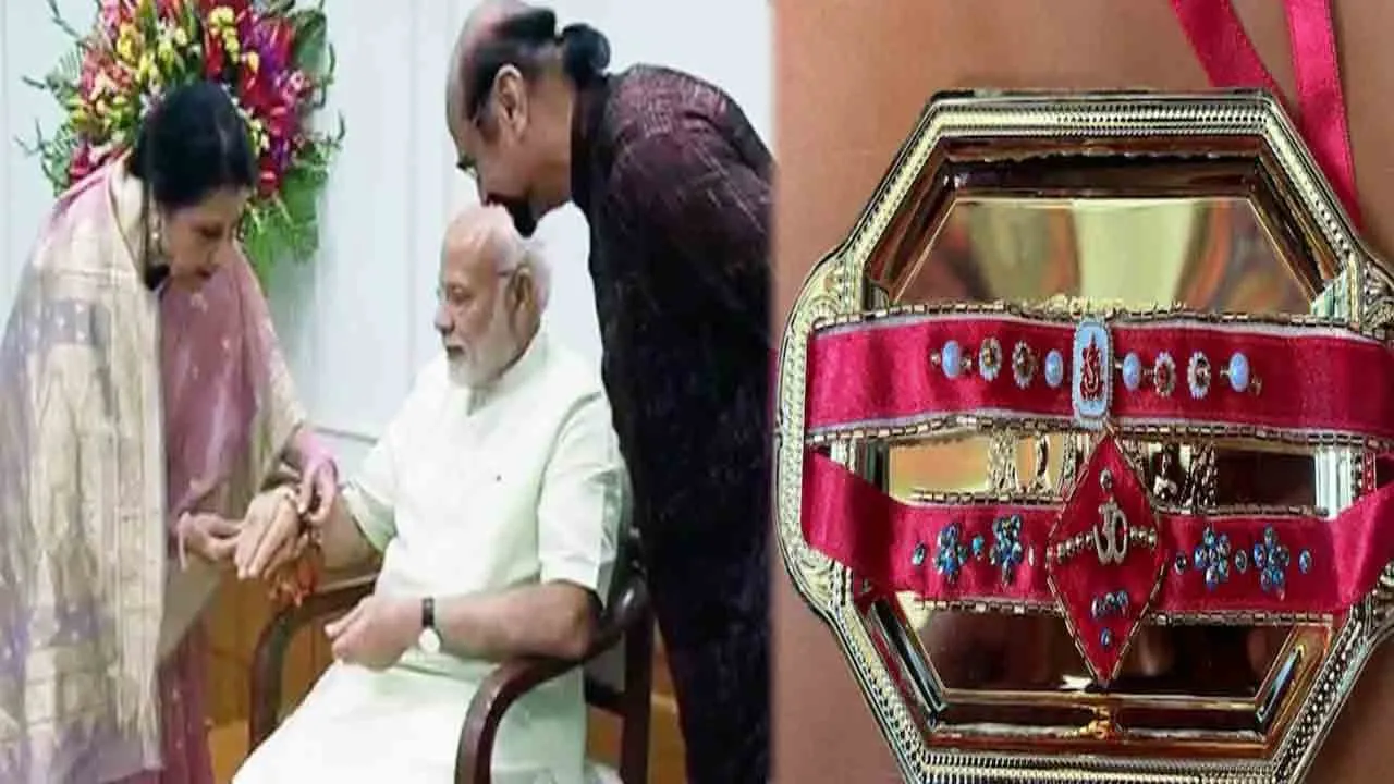  akistani woman ties rakhi to PM Modi for 30 years 