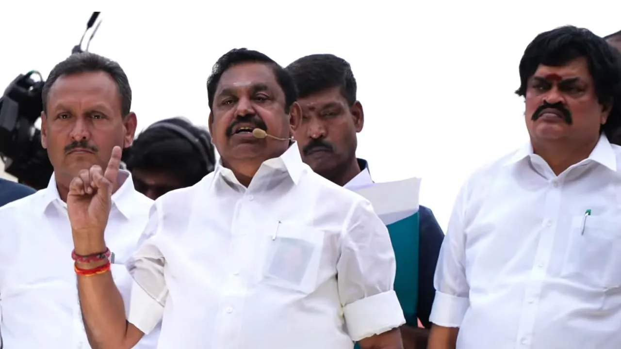  'All communist ideology has vanished into thin air' - EPS criticism Photograph: (admk) 