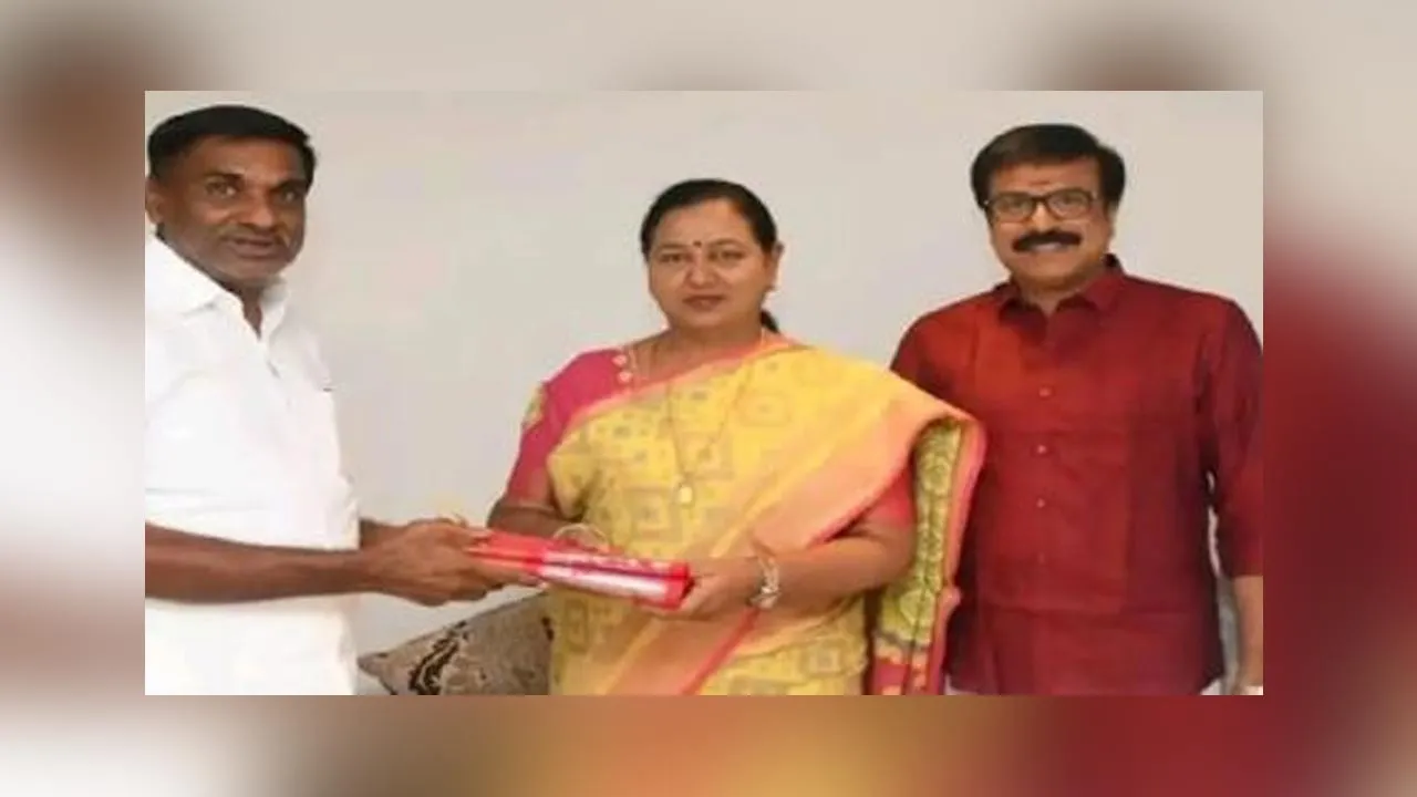  'The alliance should continue...' - K.C. Veeramani meets Premalatha Photograph: (admk) 