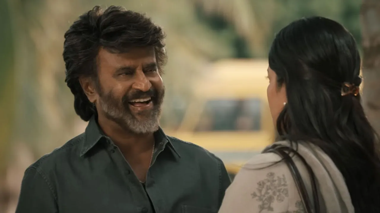  ‘கூலி’ படத்துக்கு சிறப்பு காட்சி; ரசிகர்கள் உற்சாகம்