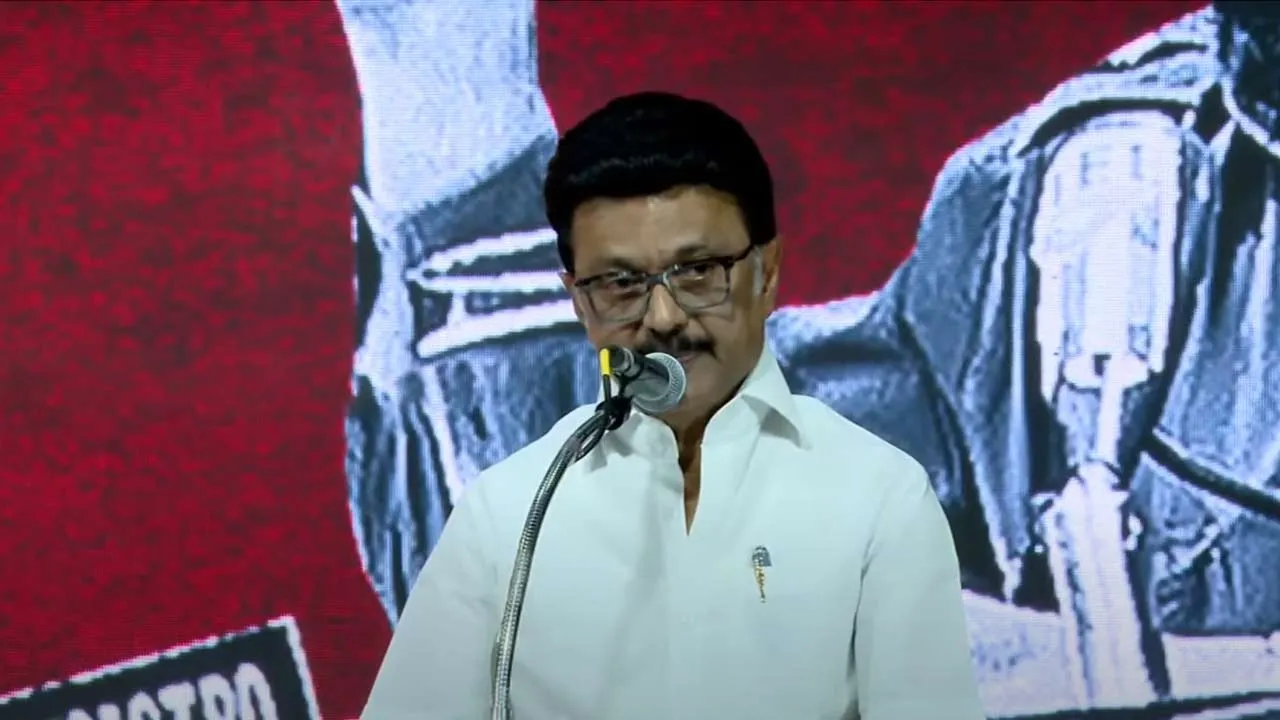  "Can Edappadi Palaniswami talk about slavery?" - Chief Minister's speech at the Communist Tripartite Festival Photograph: (mk stalin) 