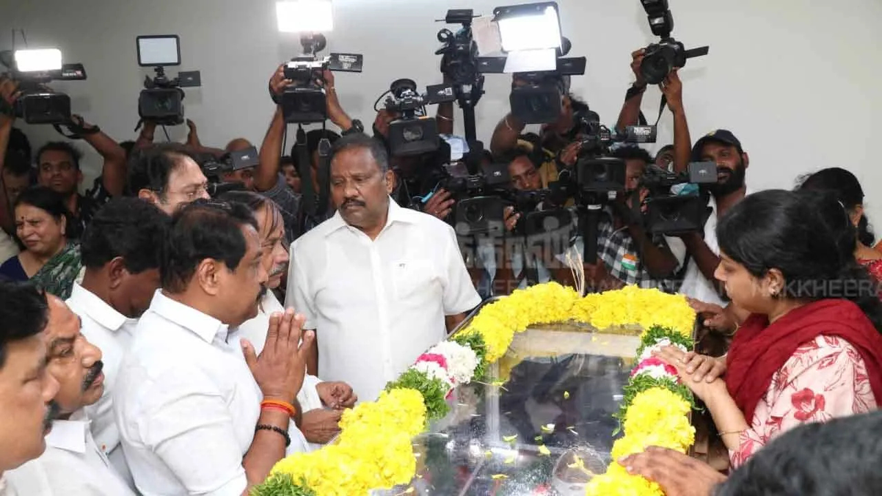  Political leaders pay tribute to the late L. Ganesan (Pictures) Photograph: (bjp) 