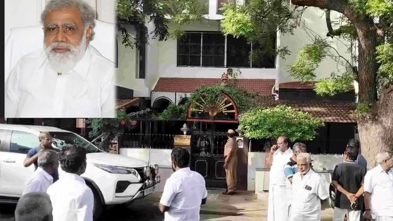  Property documents seized from I. Periyasamy's house - Enforcement Directorate announcemen Photograph: (ed) 
