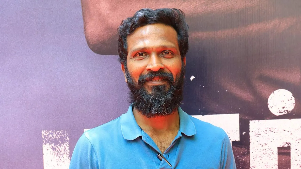 சென்சார் போர்டு அதிகாரிகள் எதிர்ப்பு; படம் பார்க்க முடிவெடுத்த நீதிமன்றம்
