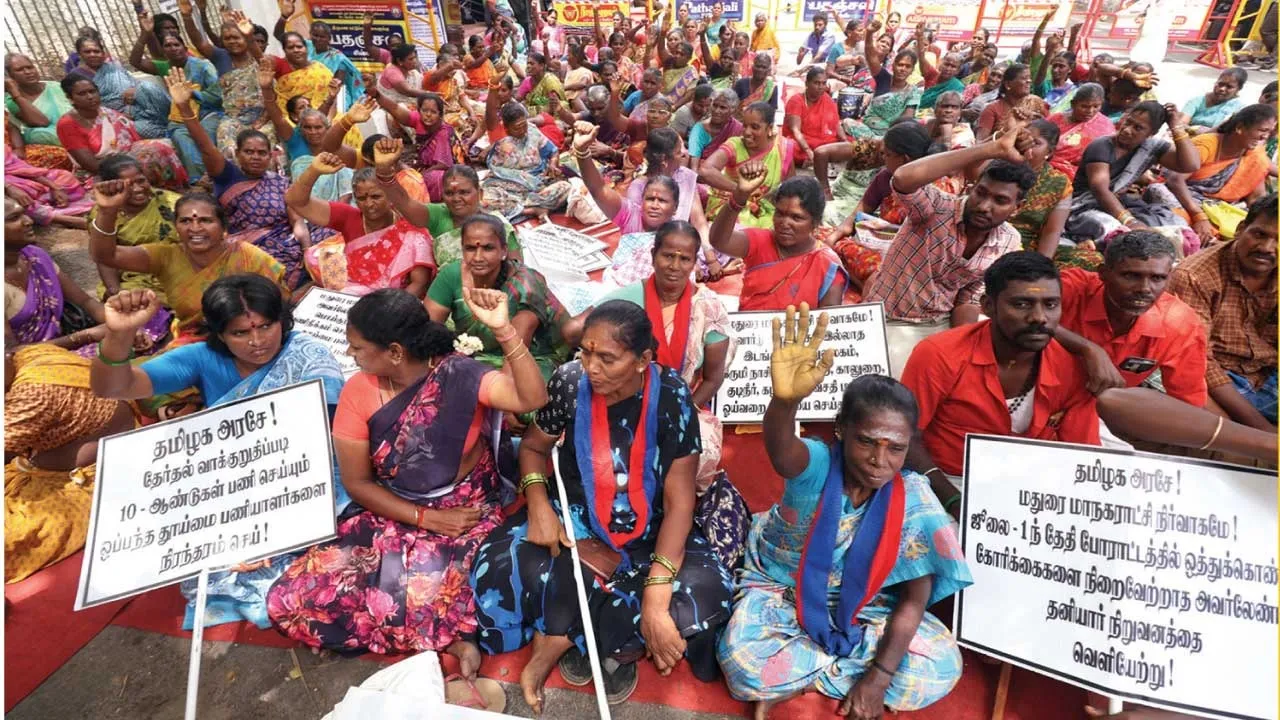  தூய்மைப் பணியாளர்கள் போராட்டம்! தமிழகமெங்கும் அதிர்வலைகள்! - அரசு கவனிக்குமா