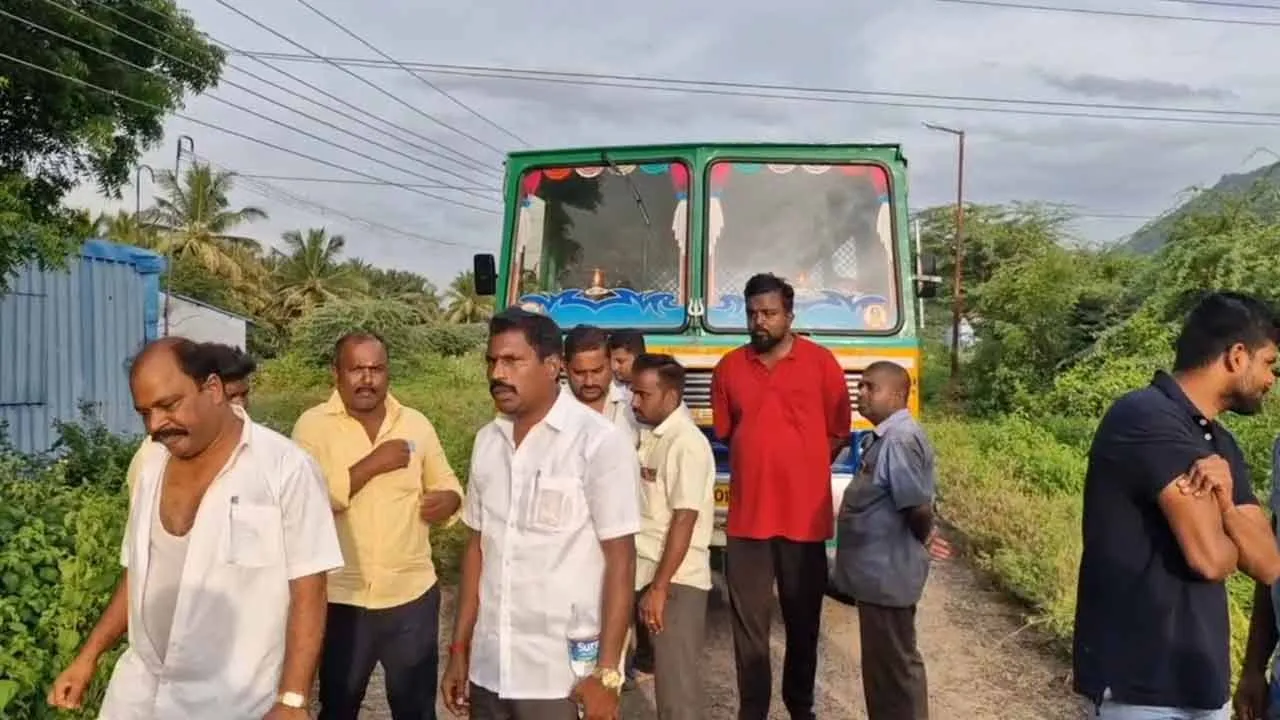  கிராவல் மண் தொடர்பான மோதல்; திமுக நிர்வாகி மீது வழக்கு!