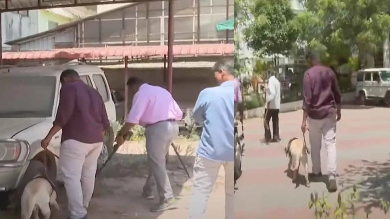  Bomb threat to Coimbatore Collectorate - Police investigating Photograph: (kovai) 