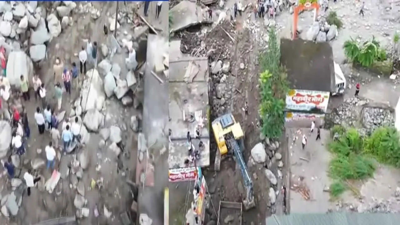  Landslide in Jammu - Over 40 lose their live Photograph: (rescue) 