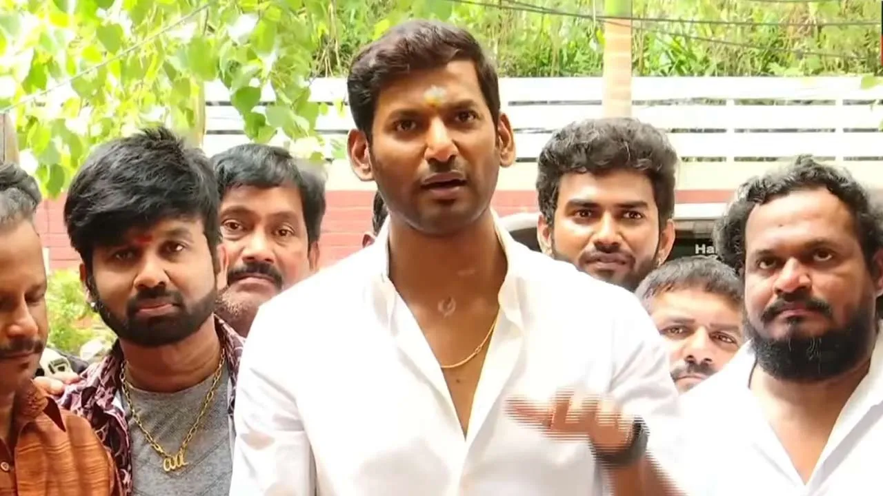  ரஜினிக்கு பாராட்டு விழா; இனிமேல் முத்தகாட்சிக்கு நோ; விஷாலின் அதிரடி முடிவுகள்