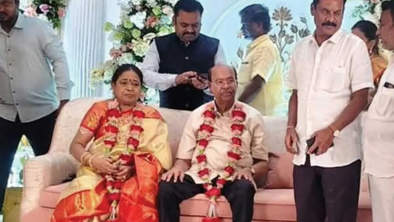  ராங்கால்  ராமதாஸ் மணநாள்! தைலாபுரத்தில் சூறாவளி!