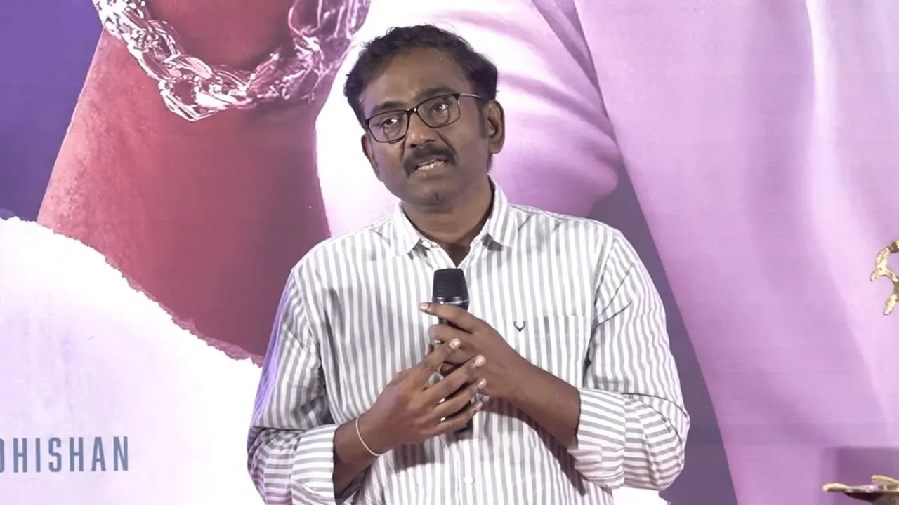  “இளைஞர்கள் அரசியல் படுத்தாம இருக்காங்க” - வசந்த பாலன் வேதனை