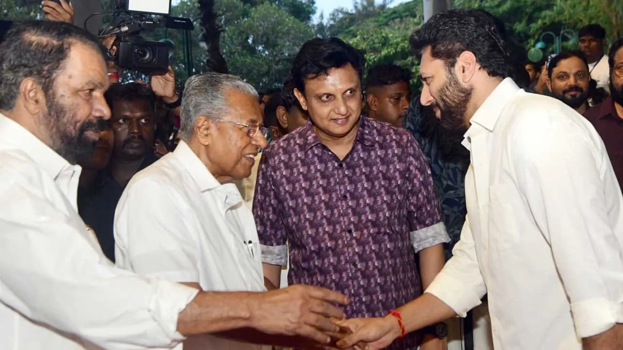  ரவி மோகனை வரவேற்ற கேரள முதல்வர்