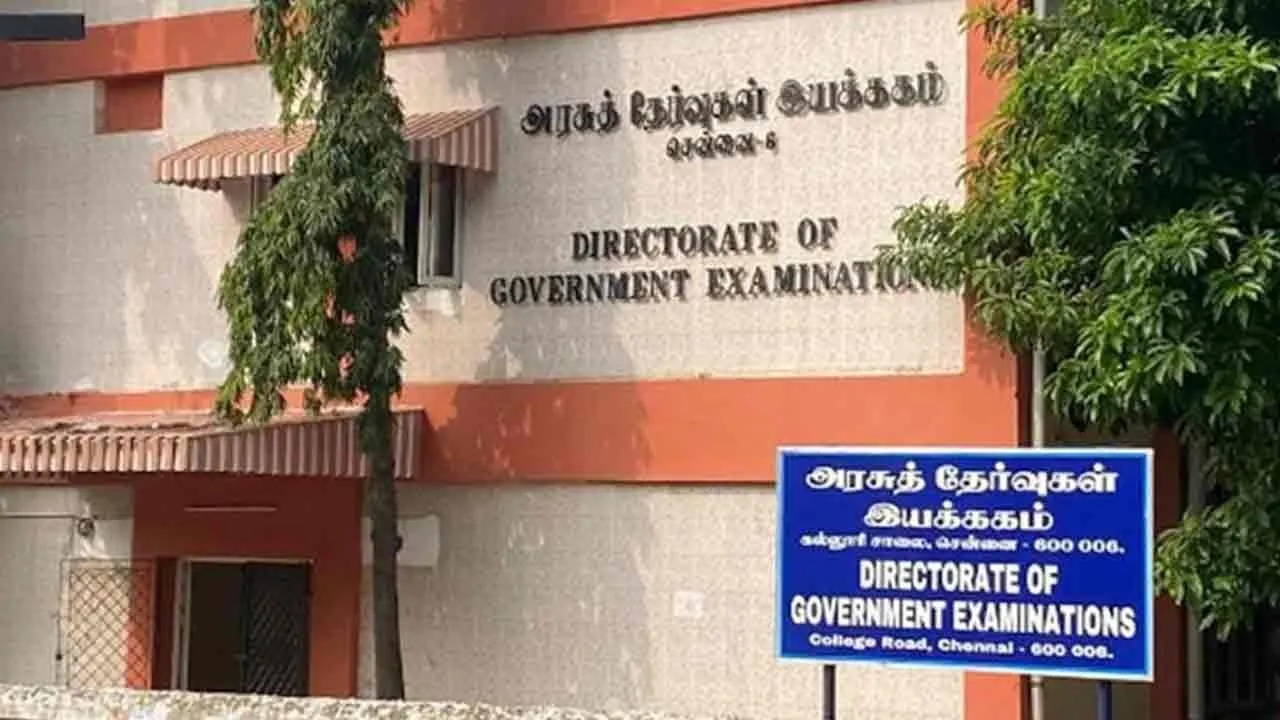  “மாணவர்கள் படிக்கும் பள்ளியிலேயே தேர்வு மையம் அமைக்க வேண்டும்” - தேர்வுத் துறை உத்தரவு